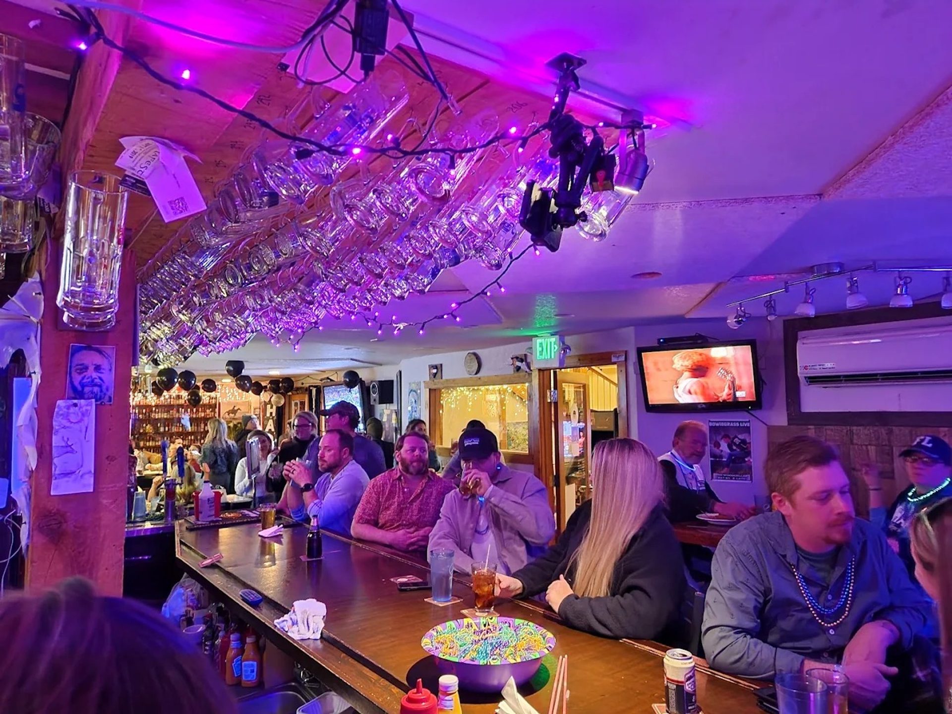 Sunday concert parties