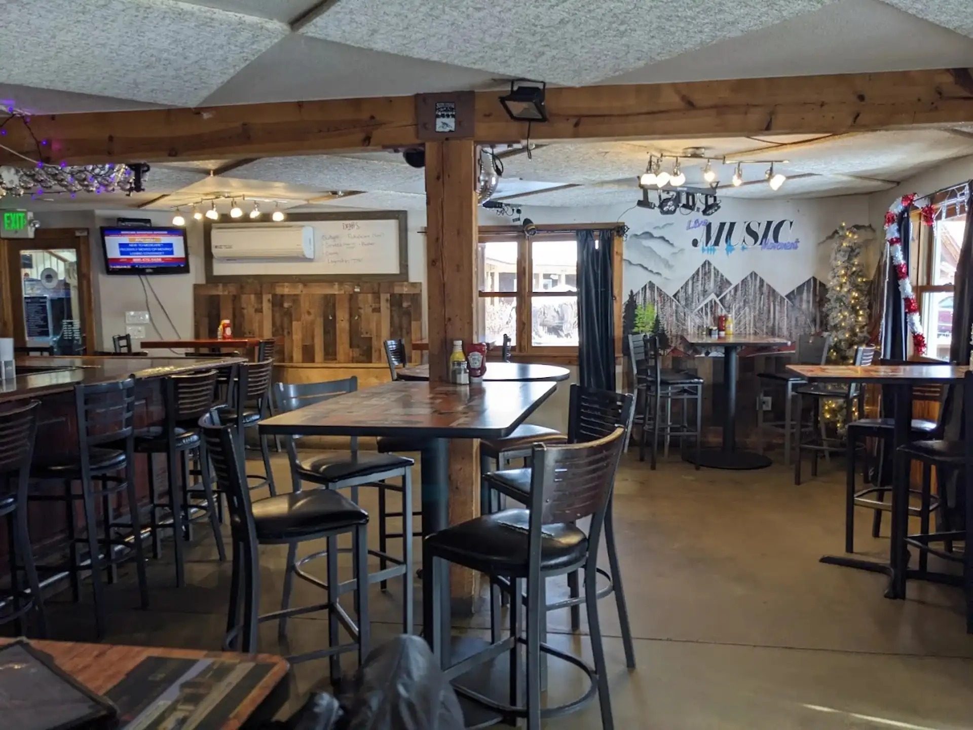Good Food, Cold Drinks, and Live Music